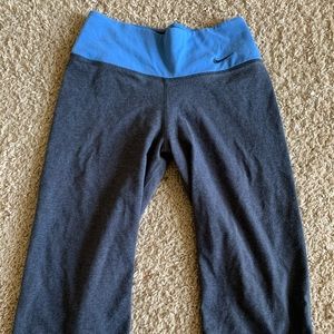 Blue cropped Nike pants